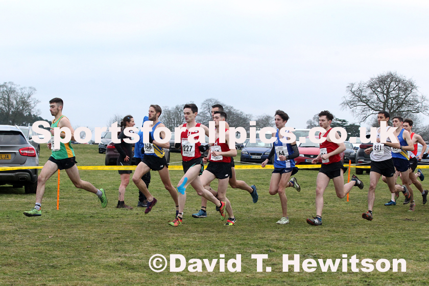 Senior mens Northern Cross Country Champs., Camp Hill Estate, Kirklington.  Photo: David T. Hewitson/Sports for All Pics